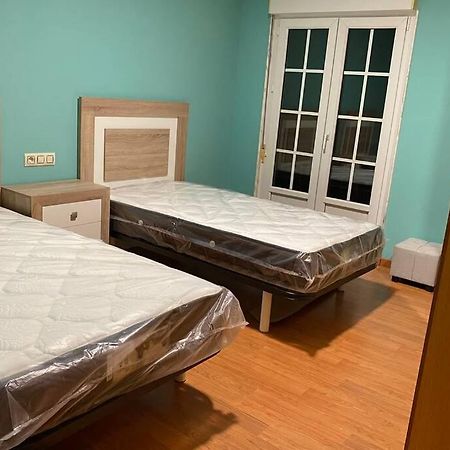Apartamento De 4 Dormitorios En Camariñas Екстериор снимка