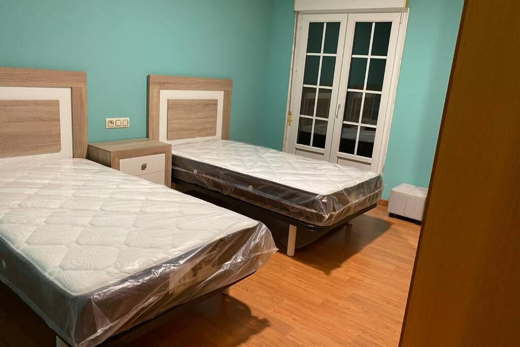 Apartamento De 4 Dormitorios En Camariñas Екстериор снимка